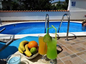 Appartement mit Balkon und Meerblick